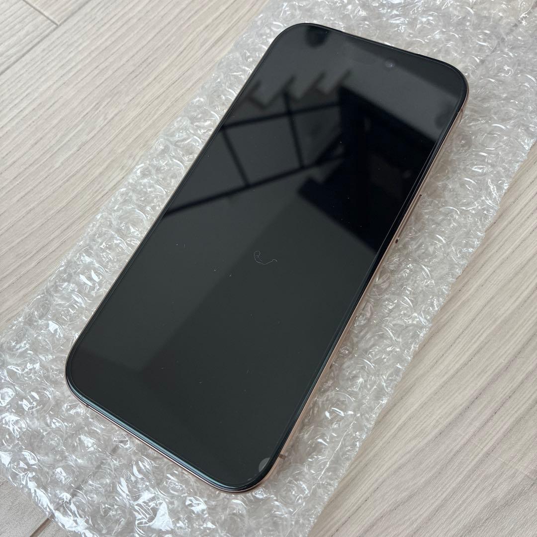 【使用短期間の極美品】iPhone16Pro デザートチタニウム 256GB