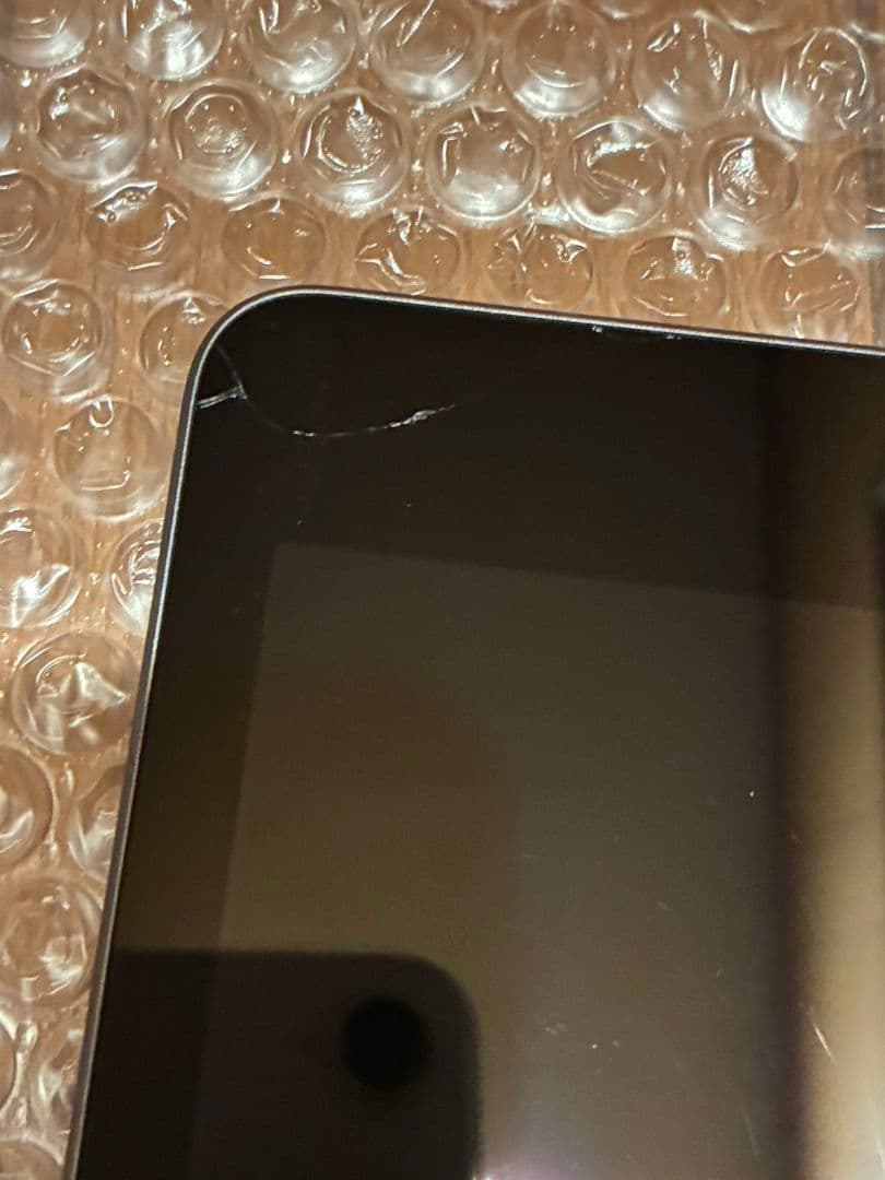 Apple　iPad8世代　32GB Wi-Fiモデル　説明欄必読