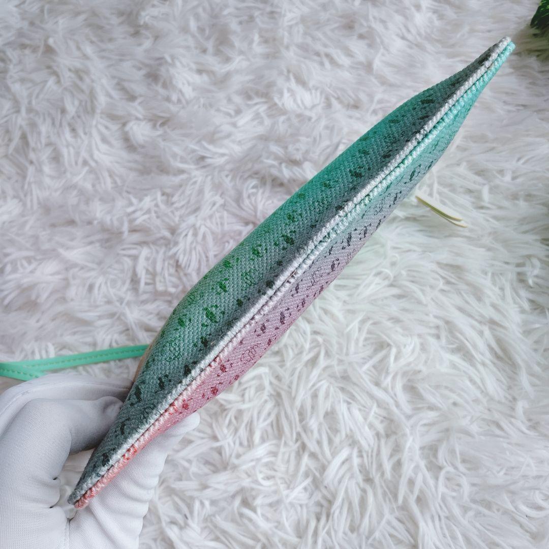 ■未使用級■ジミーチュウ クラッチバッグ ポーチ グラデーション JC ロゴ