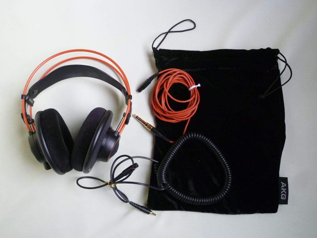 ヘッドホン AKG K712 Pro