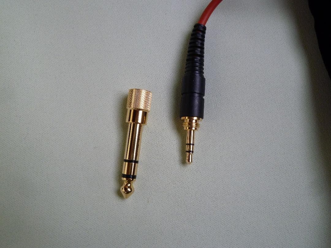 ヘッドホン AKG K712 Pro