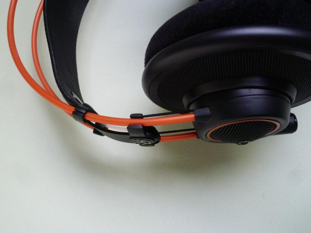 ヘッドホン AKG K712 Pro