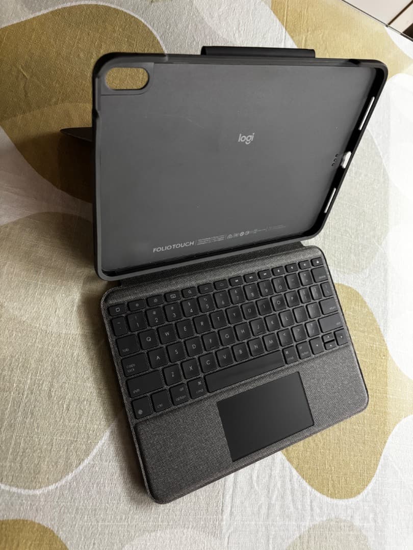 iPad Air Gen4 256GB セルラー + US Keyboard