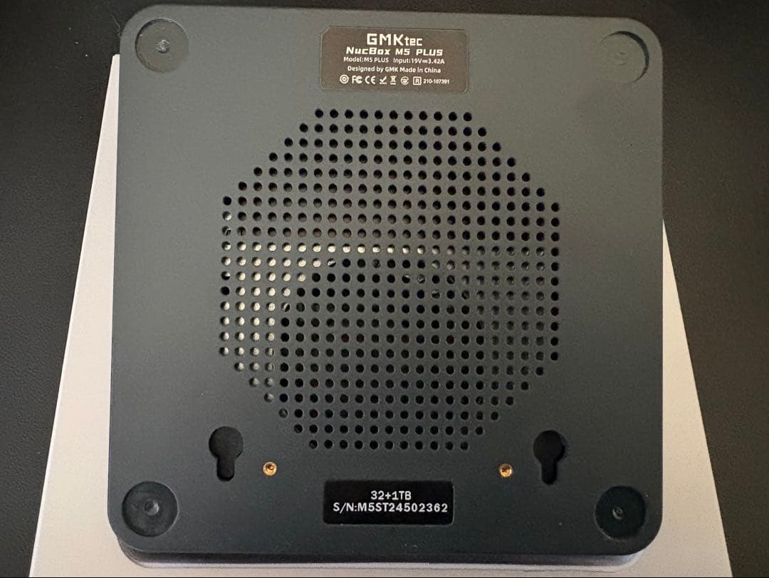 【ジャンク】GMKtec ミニPC AMD Ryzen 7