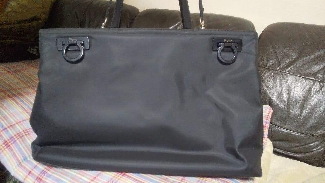 フェラガモのビジネスバッグ