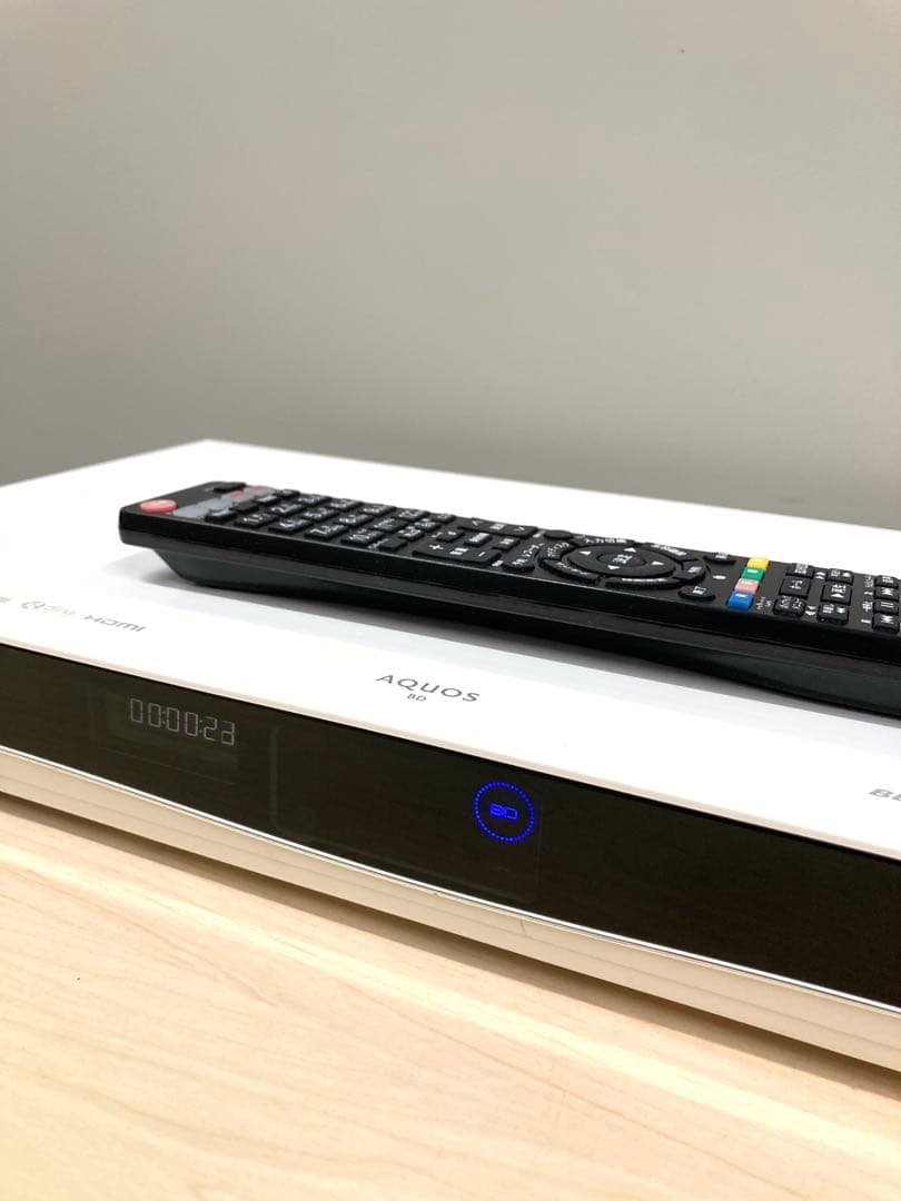 綺麗　シャープ　AQUOS ブルーレイ　BD-W 560SW