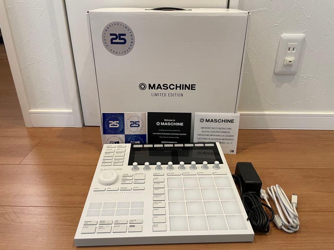 DTM・DAW Native Instruments MASCHINE Mk3 LD 25th