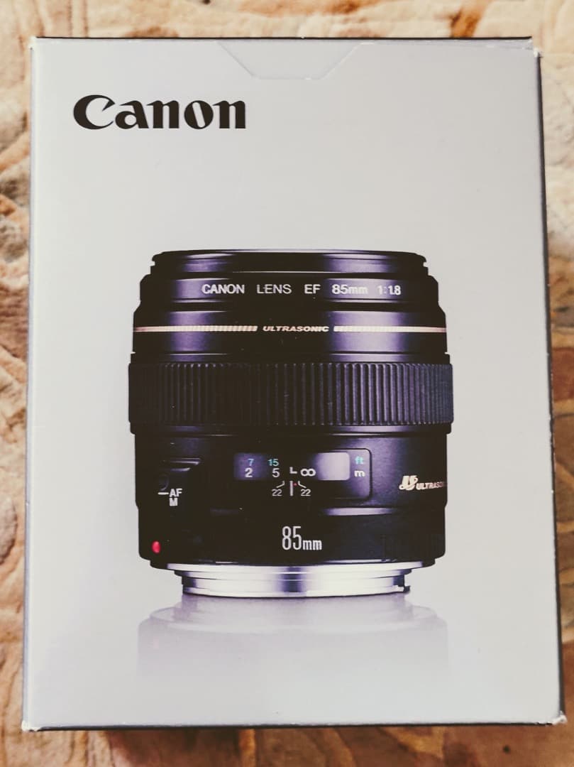 Canon EF 85mm f/1.8 単焦点レンズ 美品