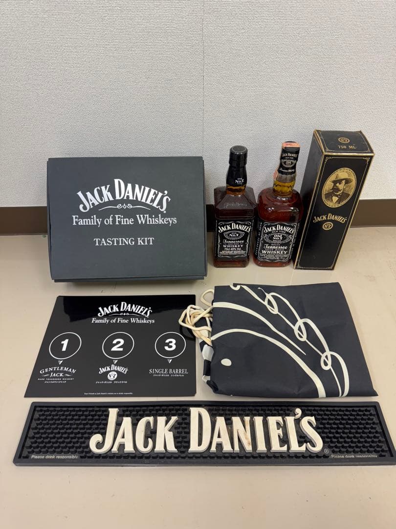 ジャックダニエルブラックラベル 　オールドNo.7 2本セット ノベルティ