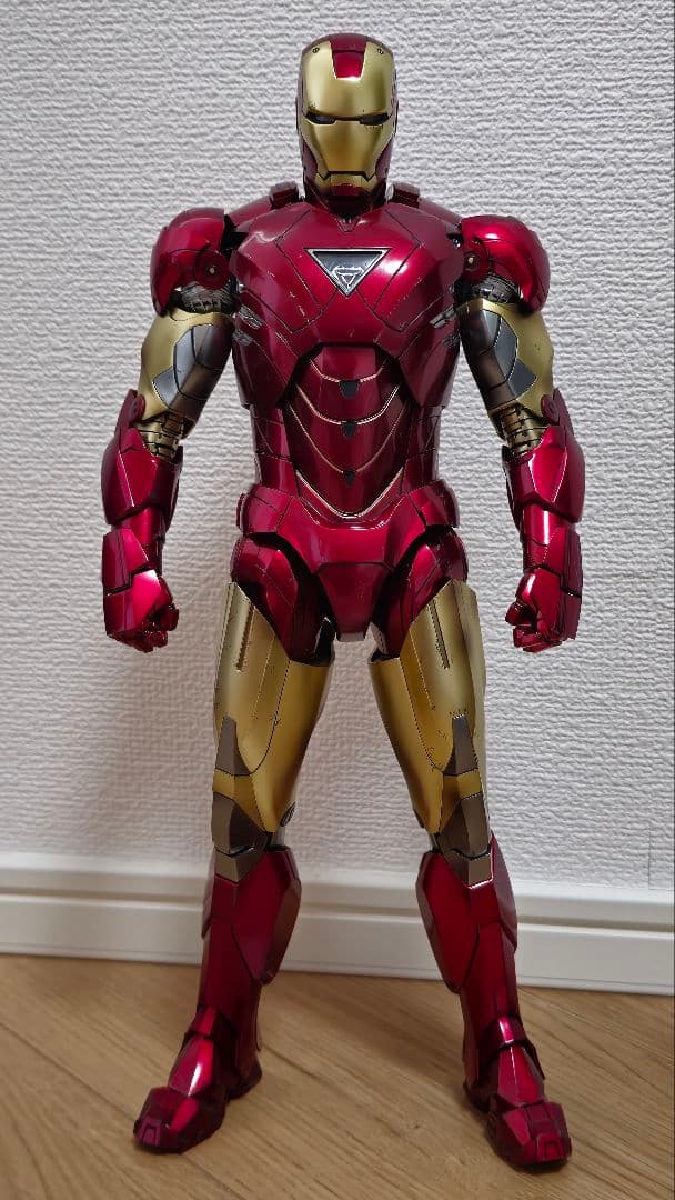 【最終値下げ】ホットトイズ　ダイキャスト　アベンジャーズ　アイアンマン マーク6