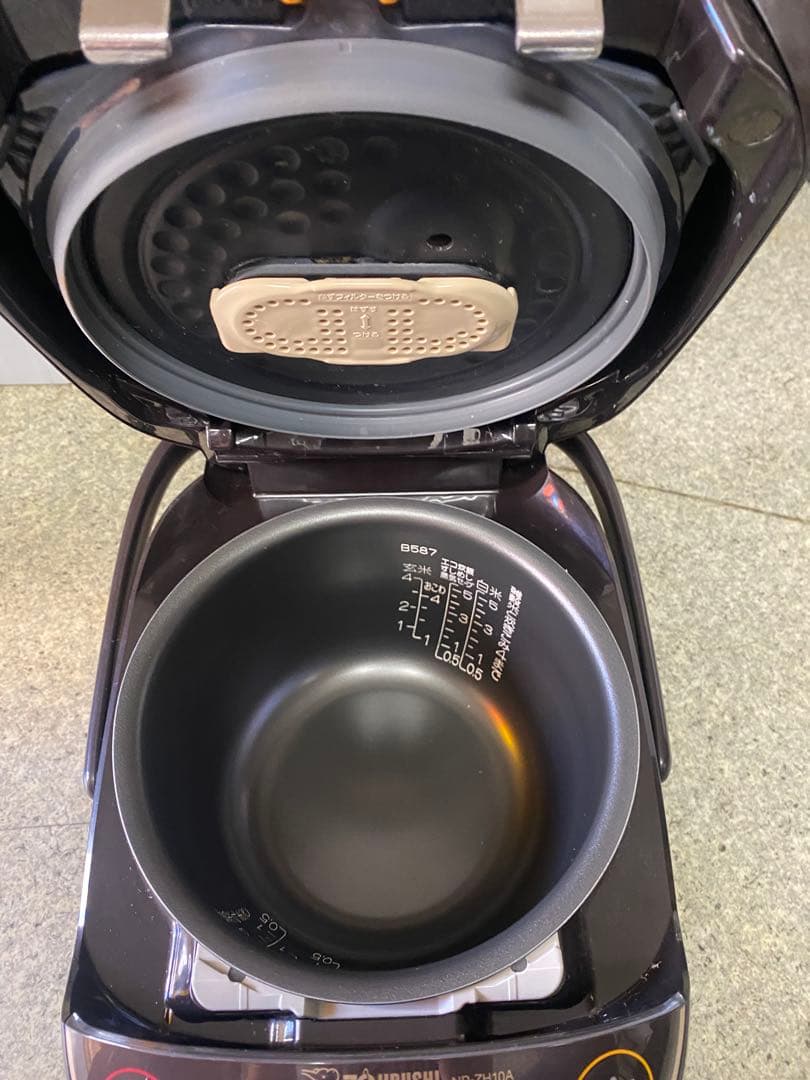 NP-ZH10 圧力IH炊飯ジャー 極め炊き 5.5合炊き 炊飯器
