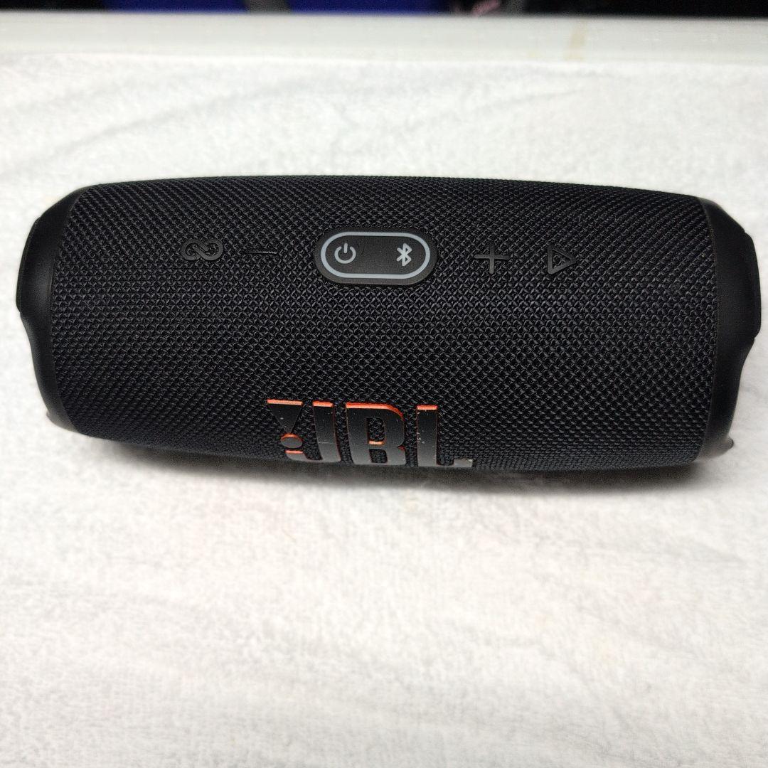 JBL Charge 5 ワイヤレススピーカー　おまけで専用シリコンカバー付き