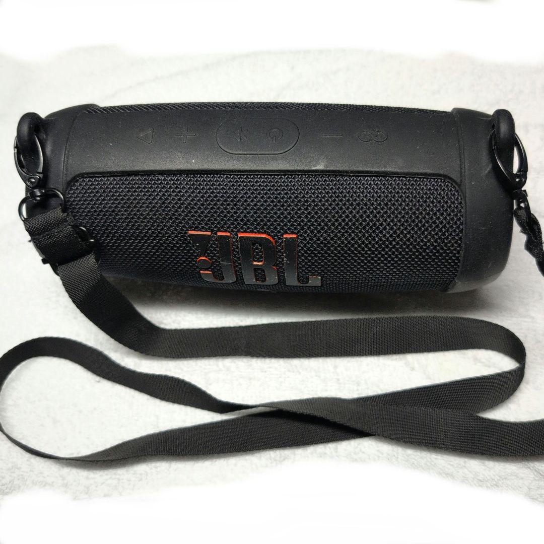 JBL Charge 5 ワイヤレススピーカー　おまけで専用シリコンカバー付き