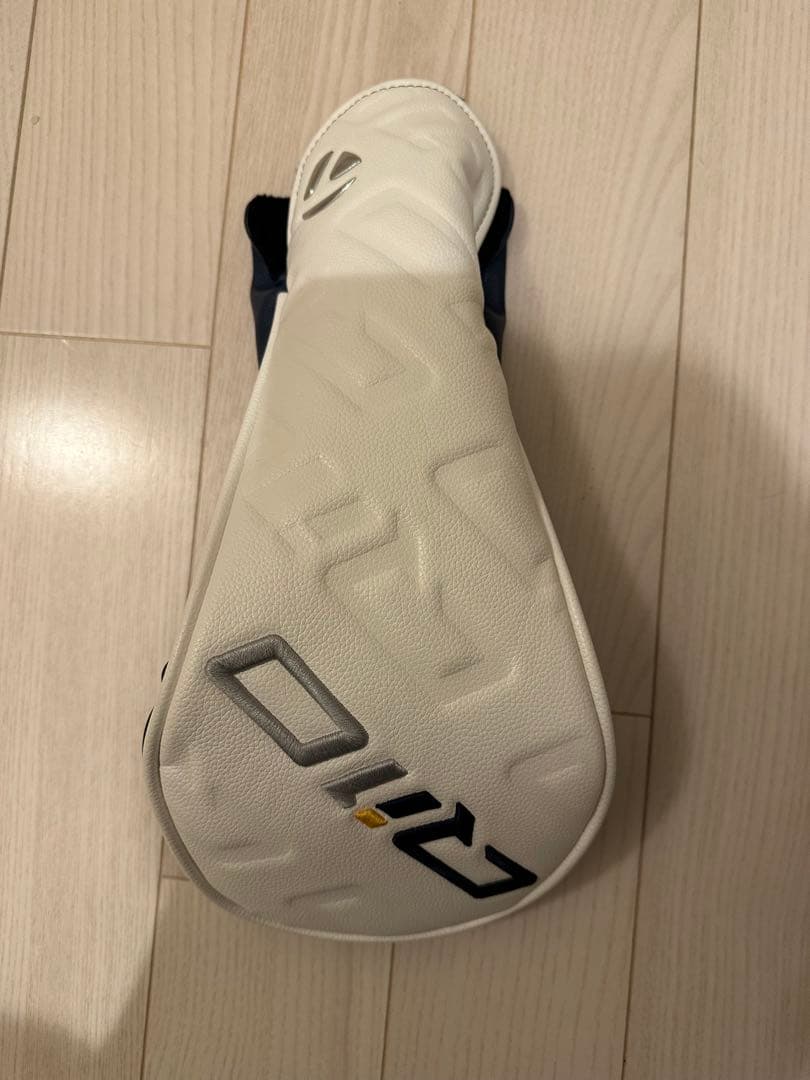 テーラーメイド　QI10MAXドライバー　10.5度　ヘッドカバー付き