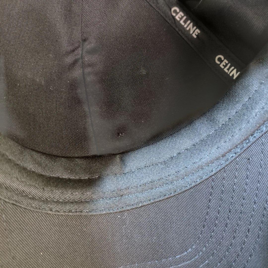 CELINE 刺繍ロゴ ブラックキャップ