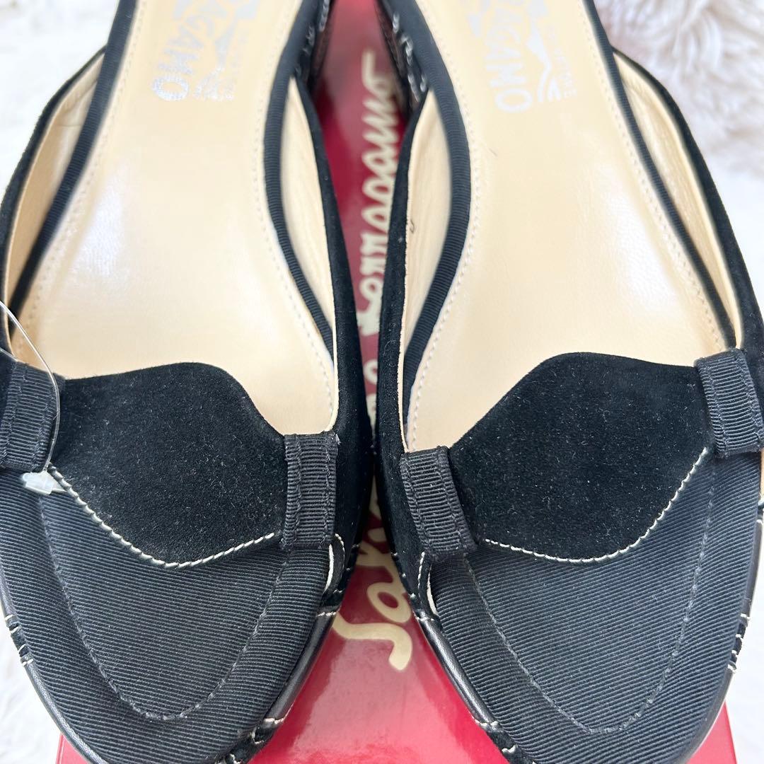 【未使用】Salvatore Ferragamo フェラガモ サンダル