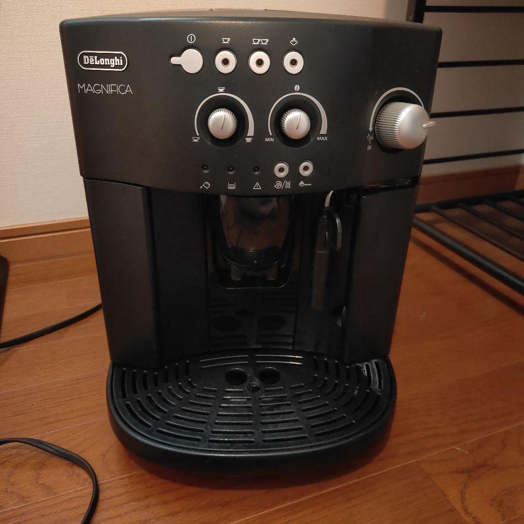デロンギ　Delonghi 全自動コーヒーマシン ESAM1000SJ