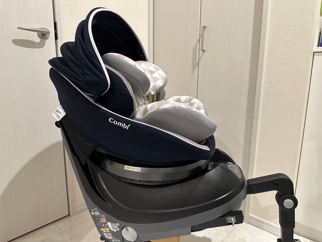 [美品]Combi クルムーヴ スマート ISOFIX JN-570
