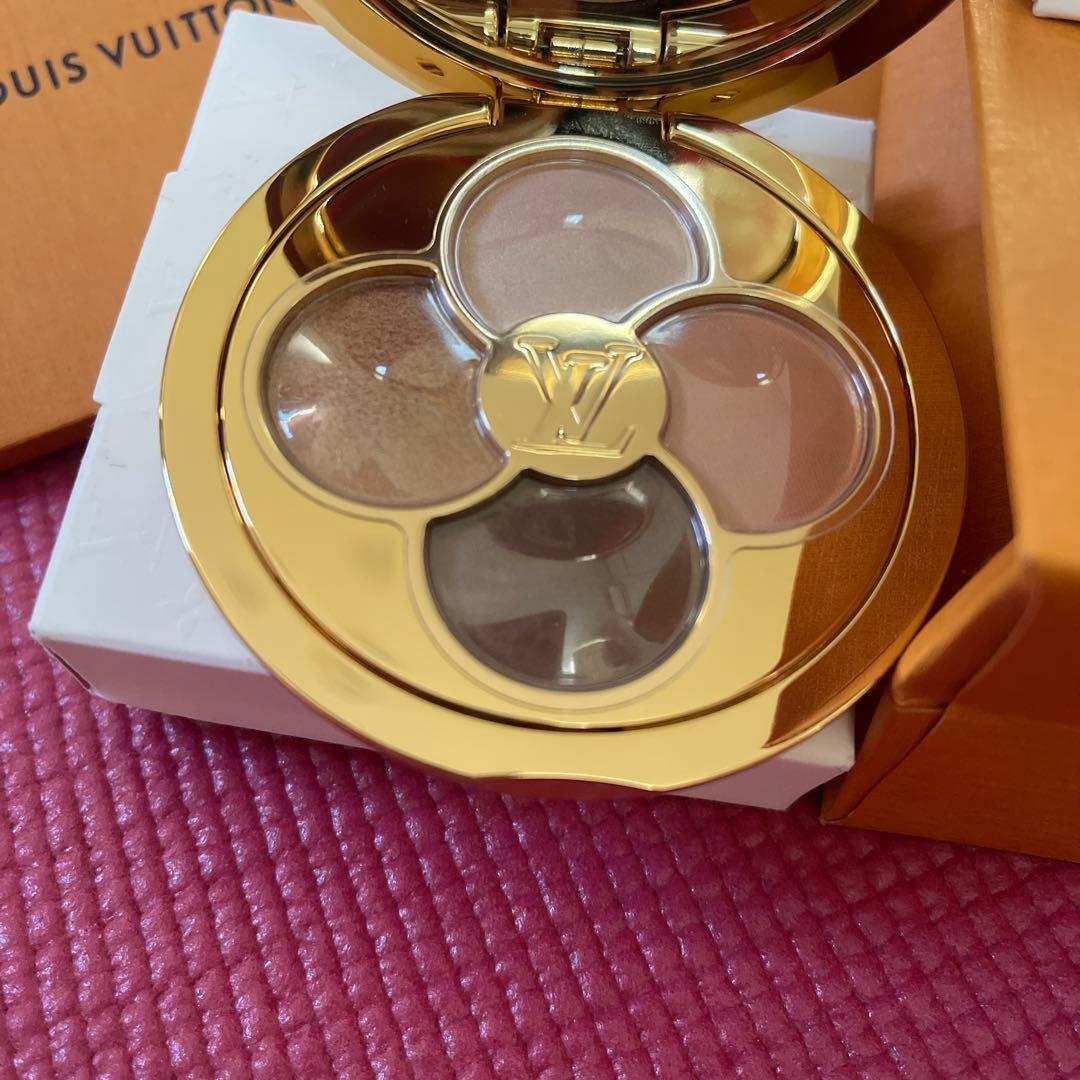 年内29日最終配送ルイヴィトン オンブル105 アイシャドウ パレット