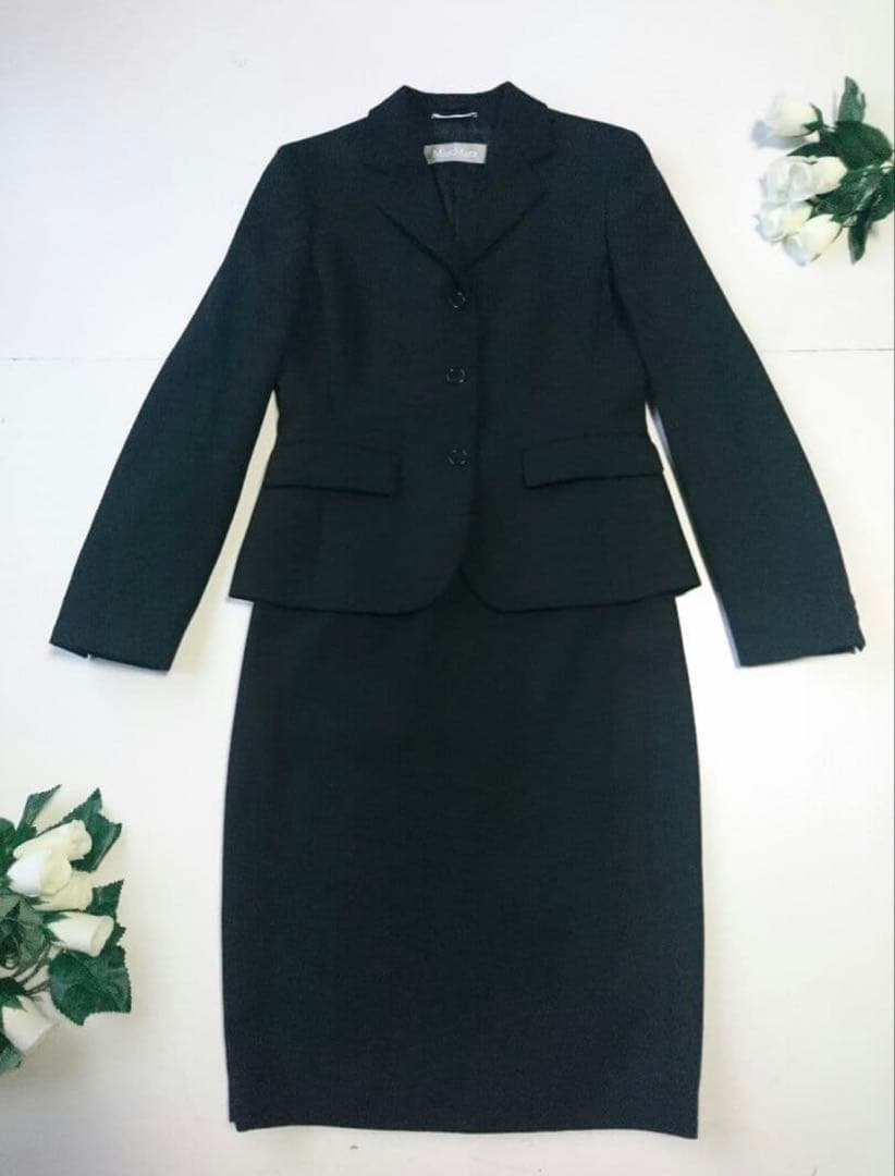 MaxMara 22万 高級美ライン スーツ 黒 ブラック 未使用品