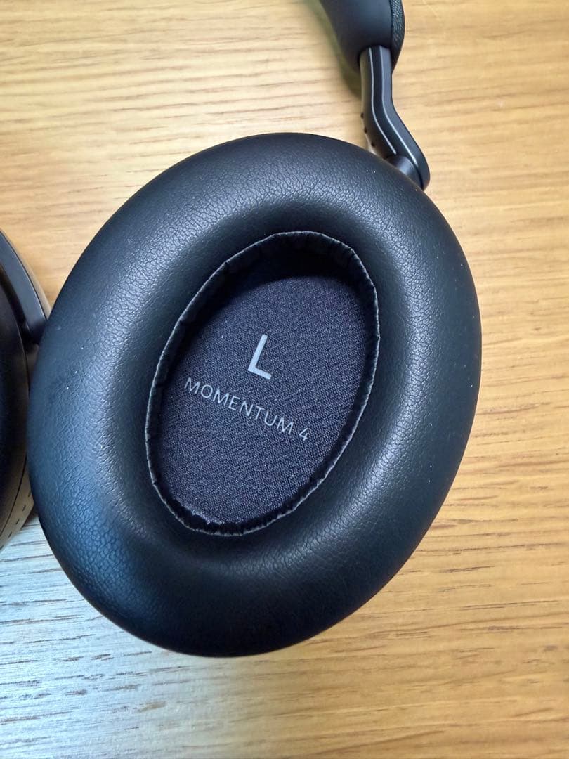 Sennheiser MOMENTUM 4 Wireless ブラック