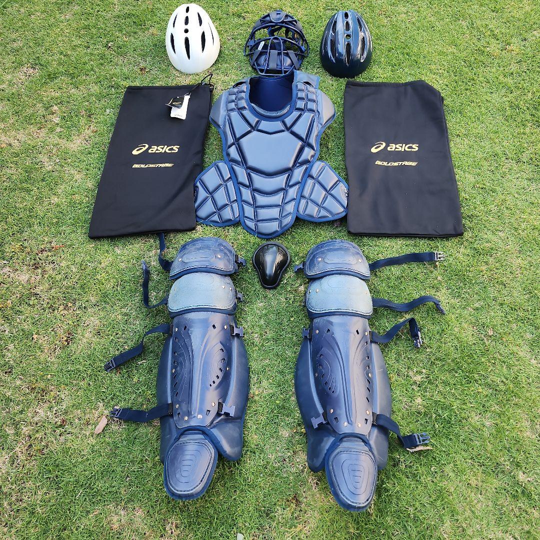 お得 ！ asics キャッチャー用プロテクター ネイビー　硬式用