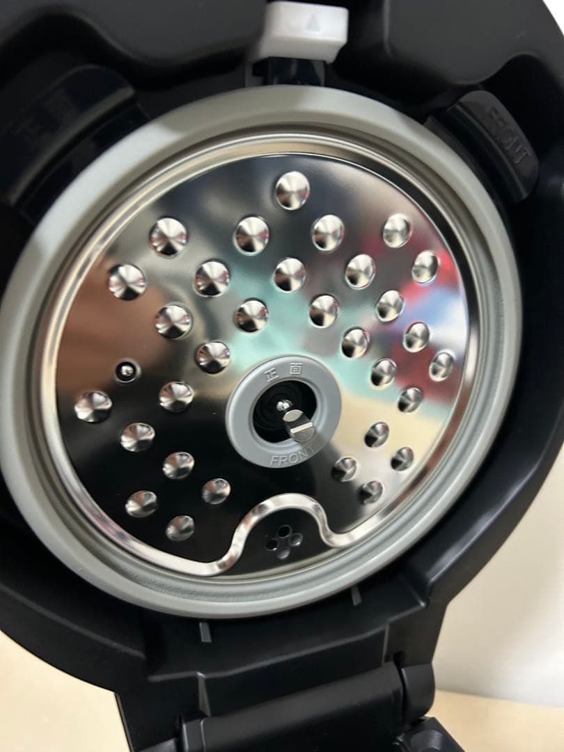 【美品】 23年製 ヘルシオ ホットクック KN-HW 10G SHARP