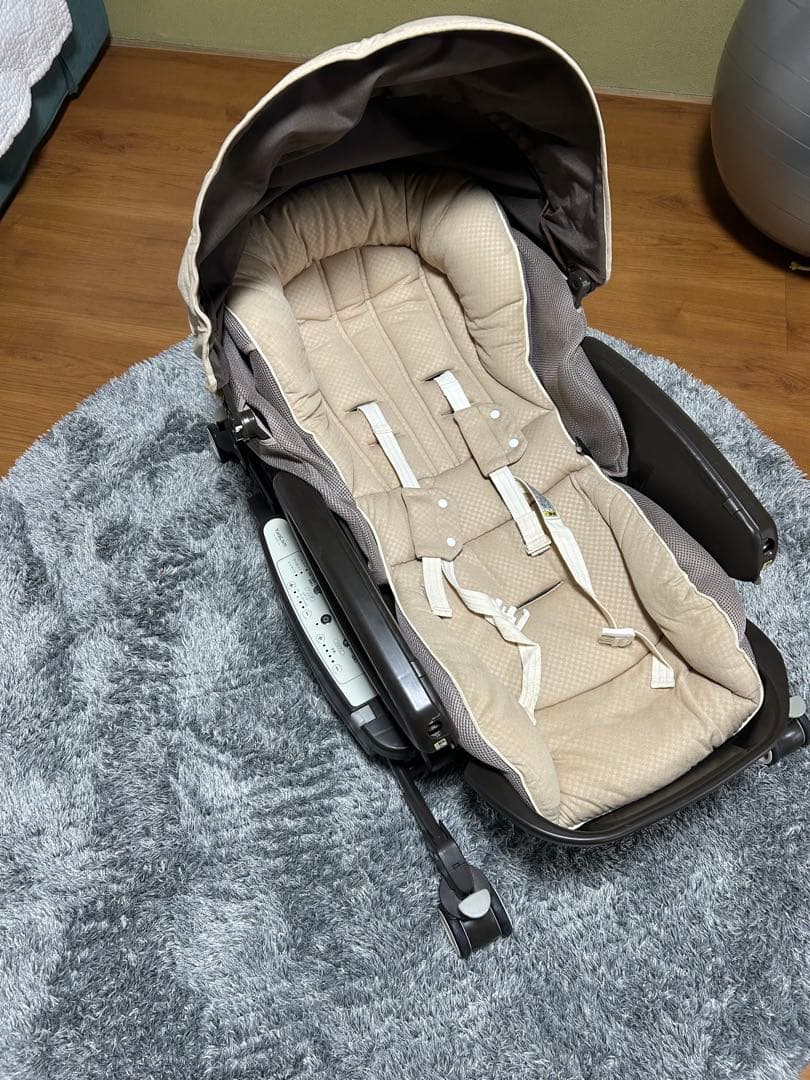 Aprica アップリカ　電動ハイローチェア　動作確認済み