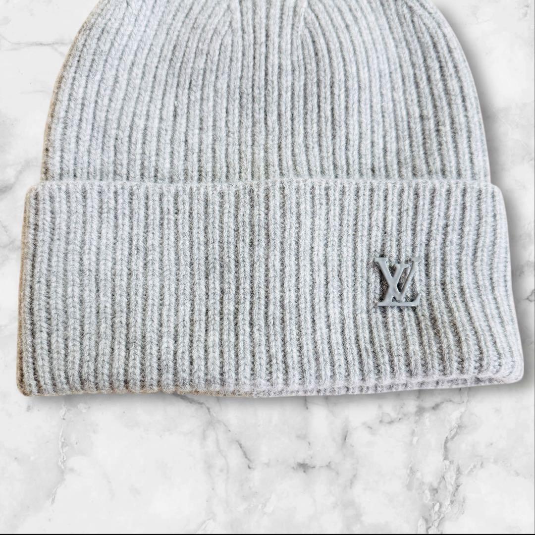 未使用　ルイヴィトン　ニット帽　ビーニー　カシミア100 グレー　ロゴ　メンズ