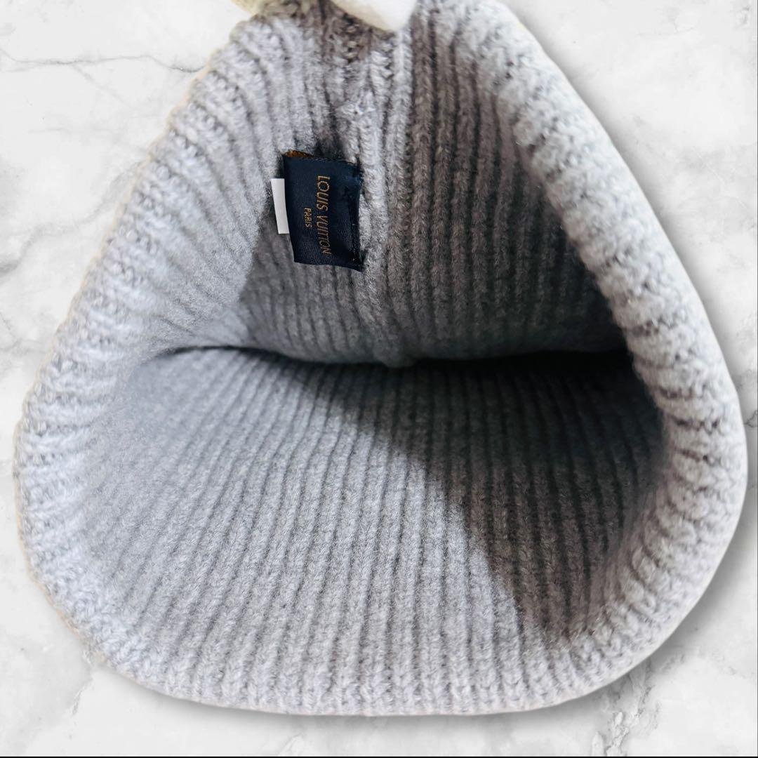 未使用　ルイヴィトン　ニット帽　ビーニー　カシミア100 グレー　ロゴ　メンズ