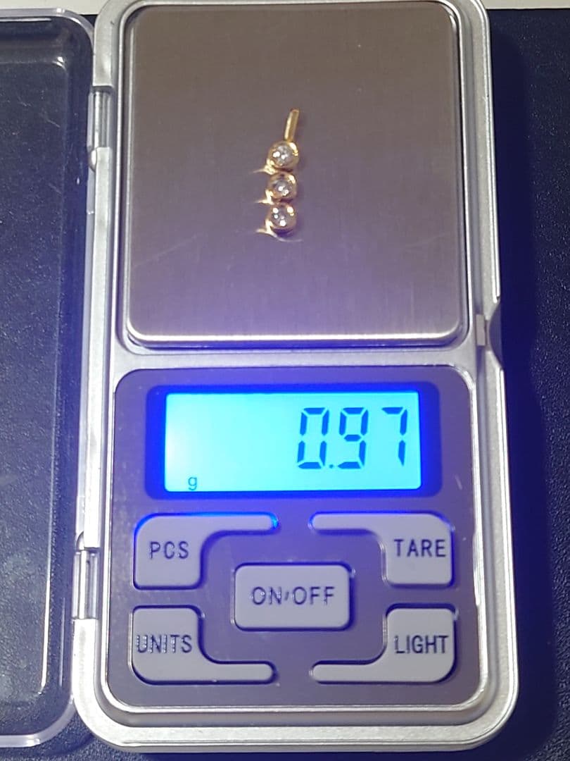 K18　ゴールド　3連ダイヤ ペンダントトップ ヴィンテージ　島田貴金属