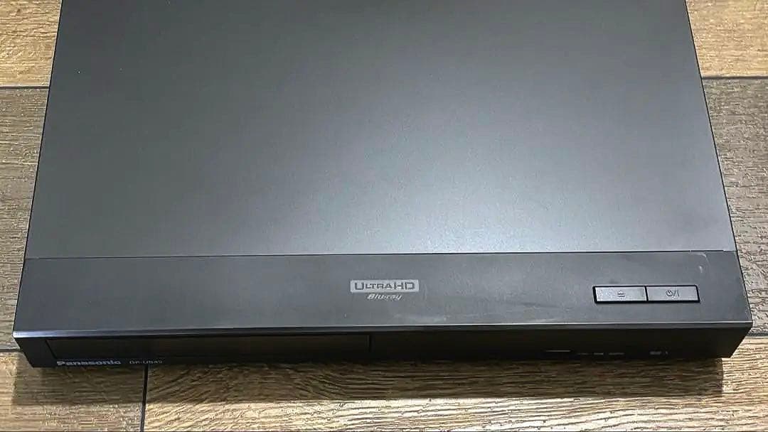 ※只今値下げ中 23年型パナソニック 4KUHDBDプレーヤー 1mHDMI付き