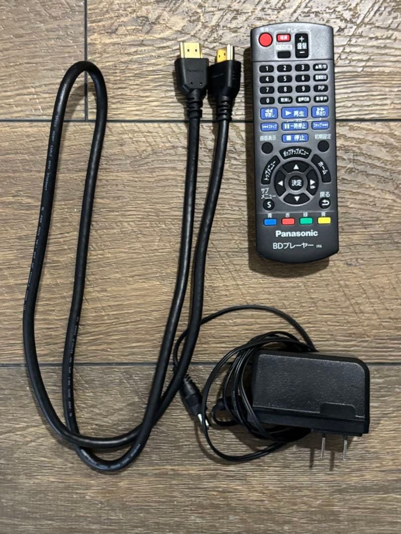 ※只今値下げ中 23年型パナソニック 4KUHDBDプレーヤー 1mHDMI付き