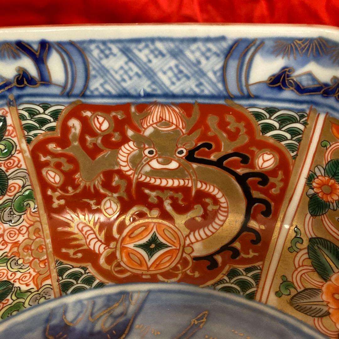 古伊万里　色絵金彩　八角鉢　龍鳳神獣蝶鹿竹林人物図　富貴長春　江戸期