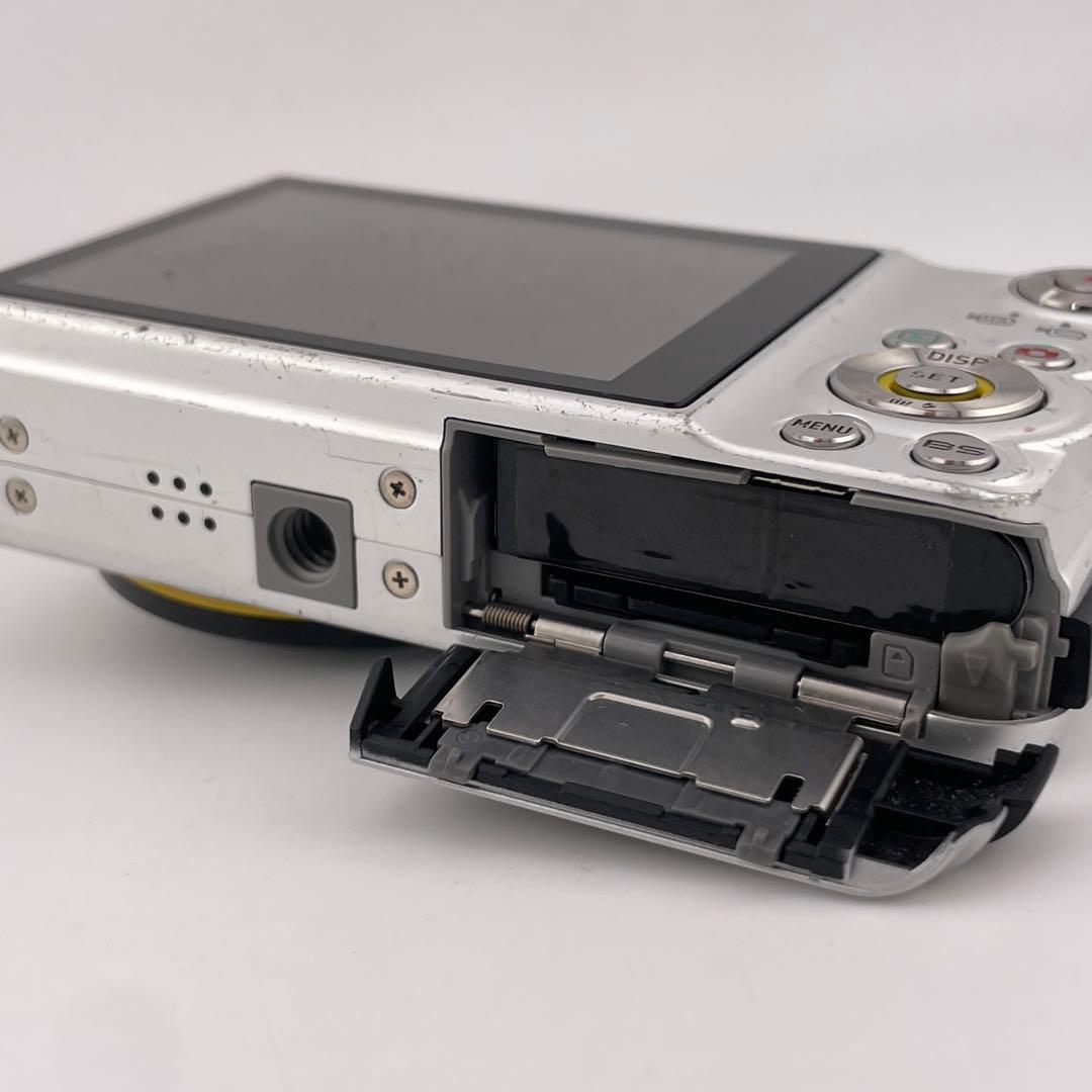 実写美⭕️【動作確認済】CASIO EXILIM EX-FC100 デジカメ