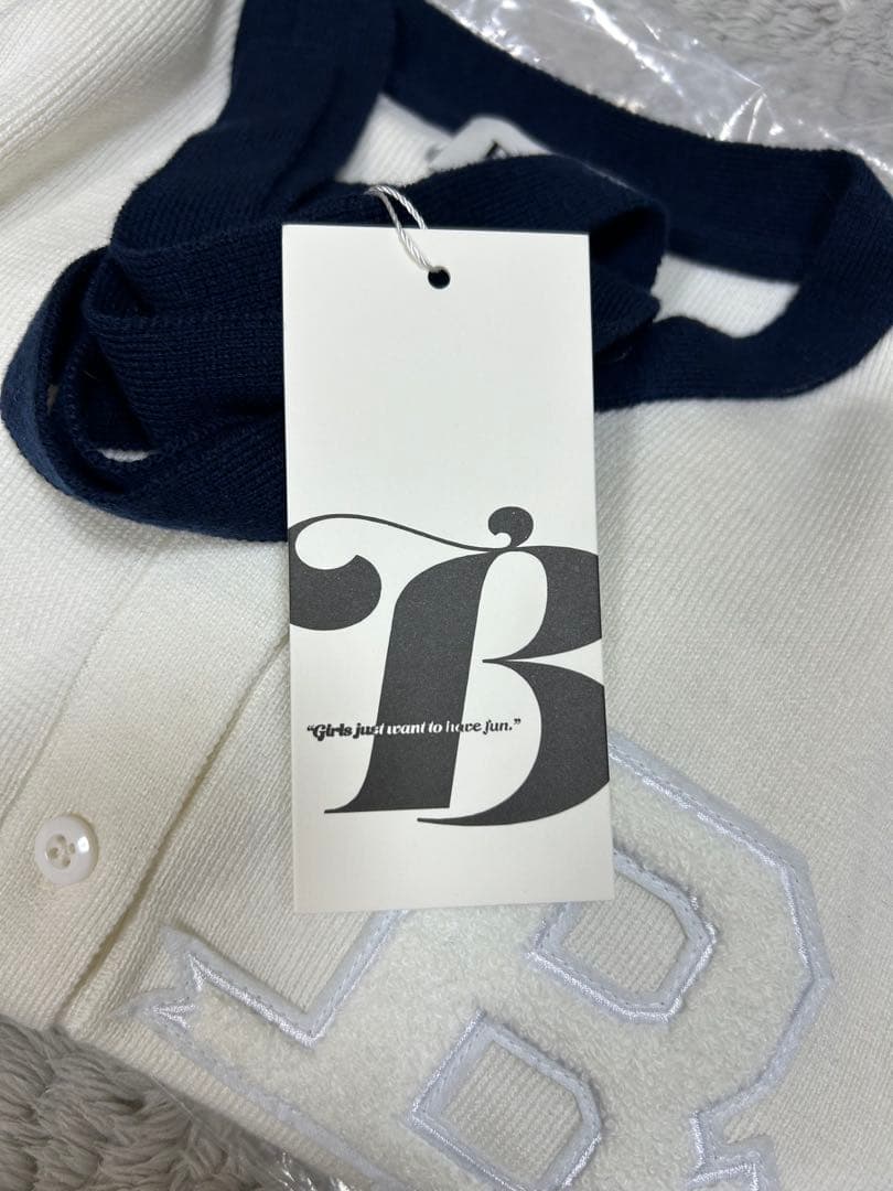 bibiy B. CLUB TIE CARDIGAN 白　ホワイト