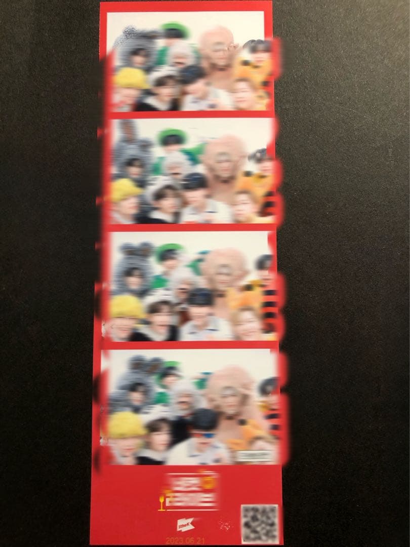 ZB1 サイン入り 4cut