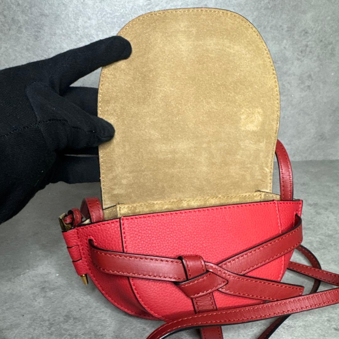 新品！LOEWE ロエベ　ミニゲート　レッド　ミニレザーショルダーバッグ