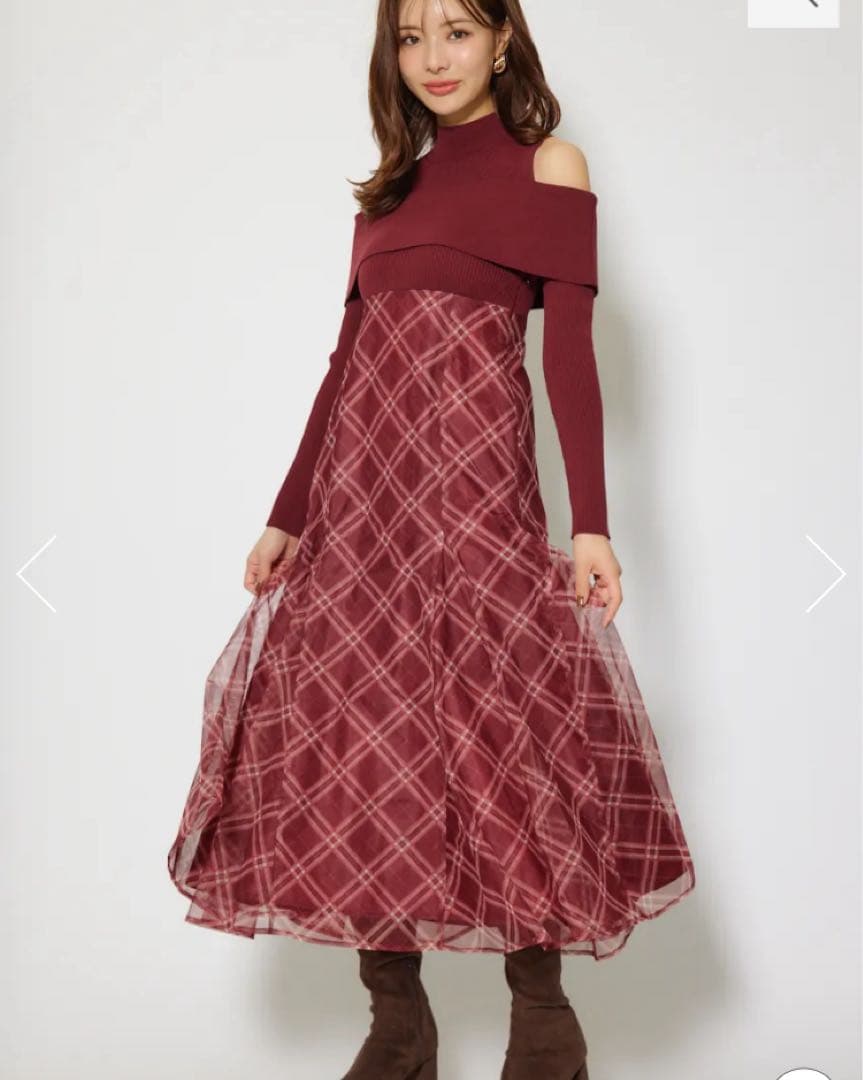 rienda ドッキングオフショルニットフレアワンピース RED