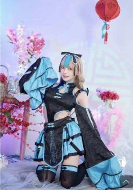 新品♡Malymoon マリームーン ボリュームスリーブサイバーキョンシーブルー