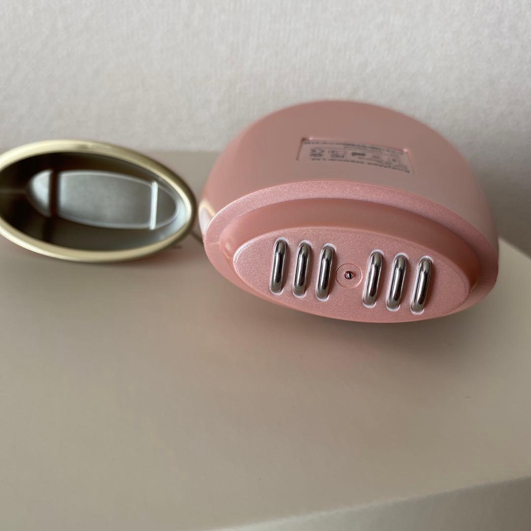 NEWAリフト 美顔器 コード式　ピンク