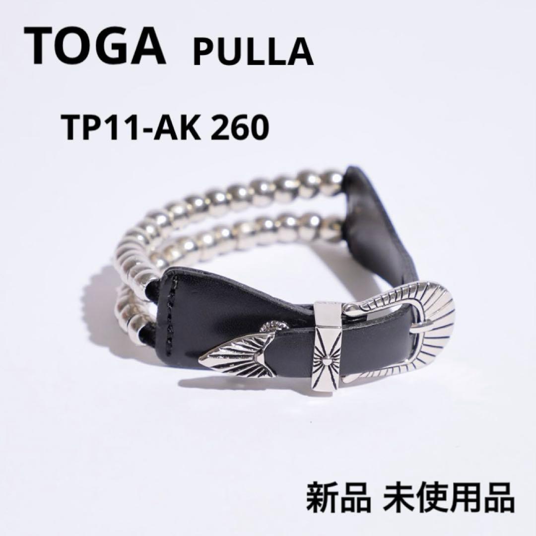 TOGA PULLA トーガ プルラ　メタルバングル　黒　レザー　異素材コンビ