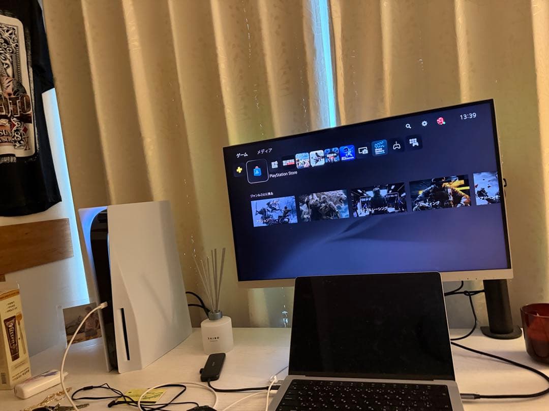 innocn M2U 4k HDR1000 27インチ