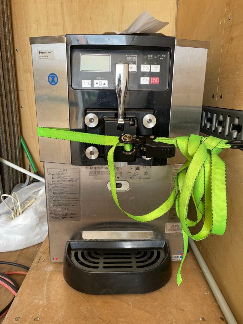 最終値下げ　Panasonic ソフトクリームメーカー SSF-M162PN
