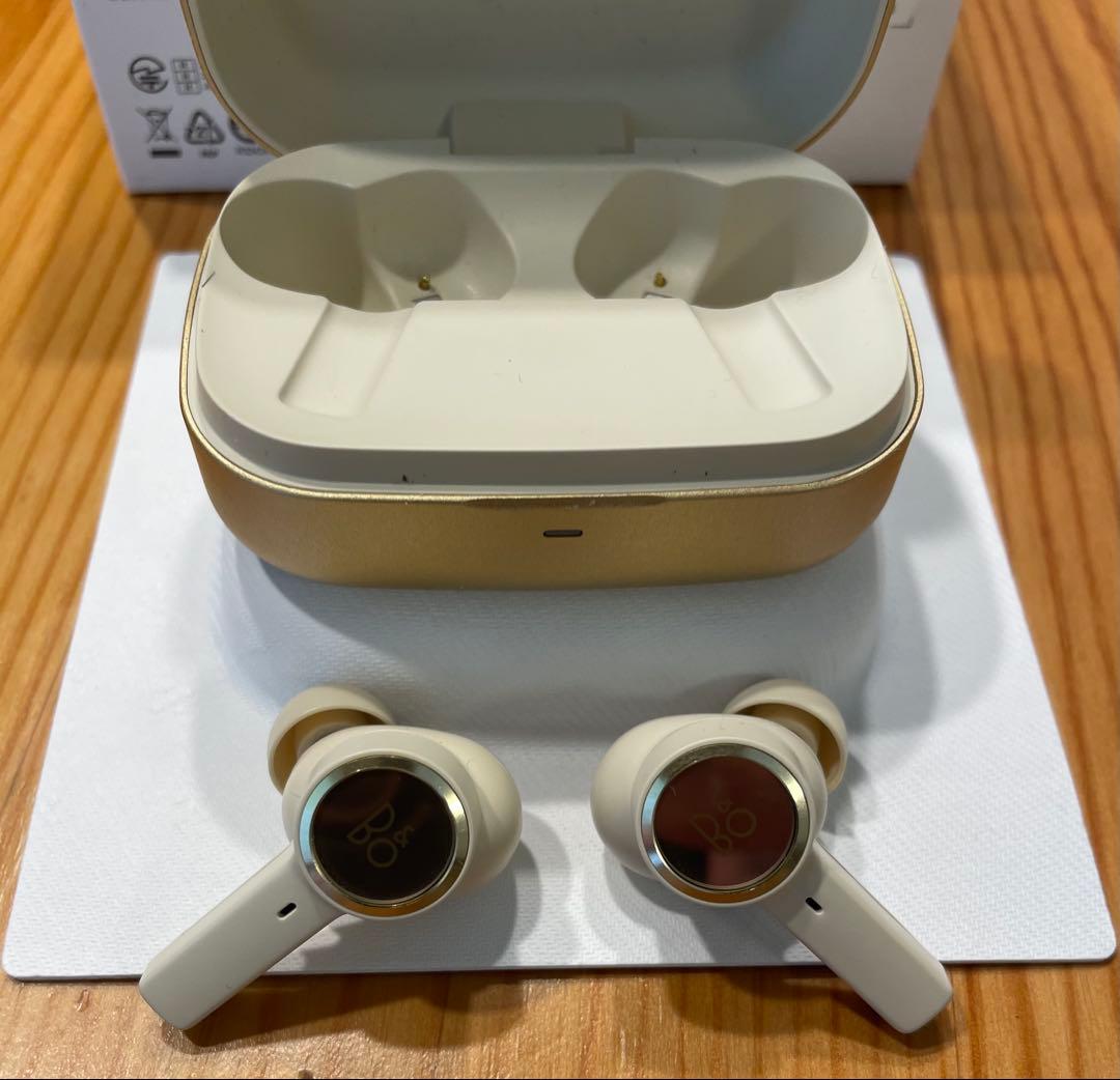 Bang & Olufsen BEOPLAY EX/イヤフォン