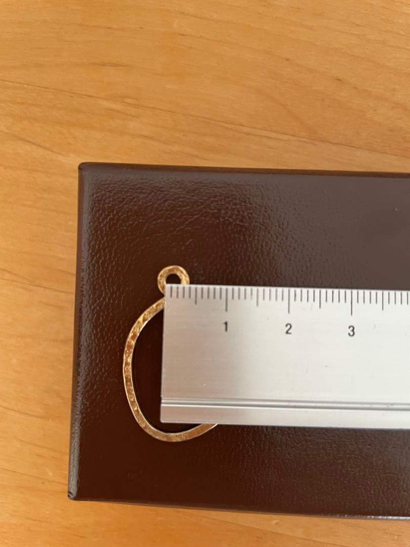 agete チャーム　イヤリング　ピアス　ゴールド