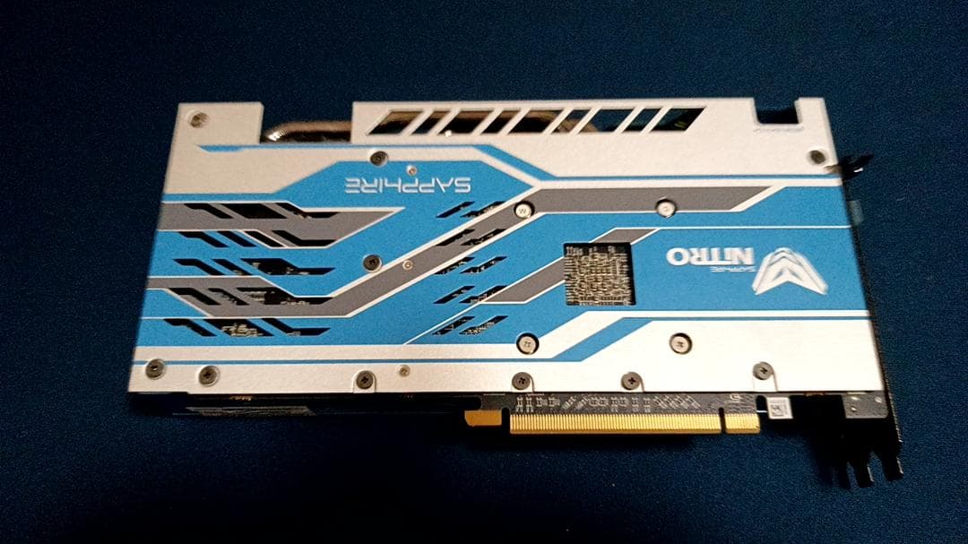 【限定色】Sapphire Radeon RX 590 NITRO+　箱あり