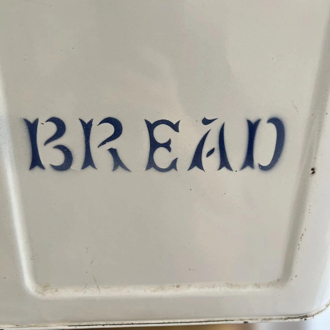 アンティーク　ブレッド缶