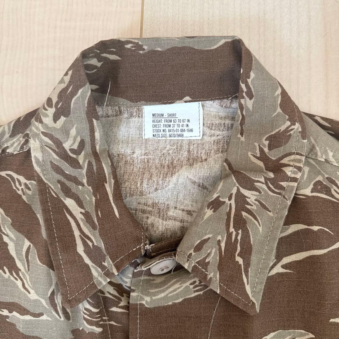 美品　アメリカ製実物生地　デザートタイガーストライプフィールドコンバットシャツ