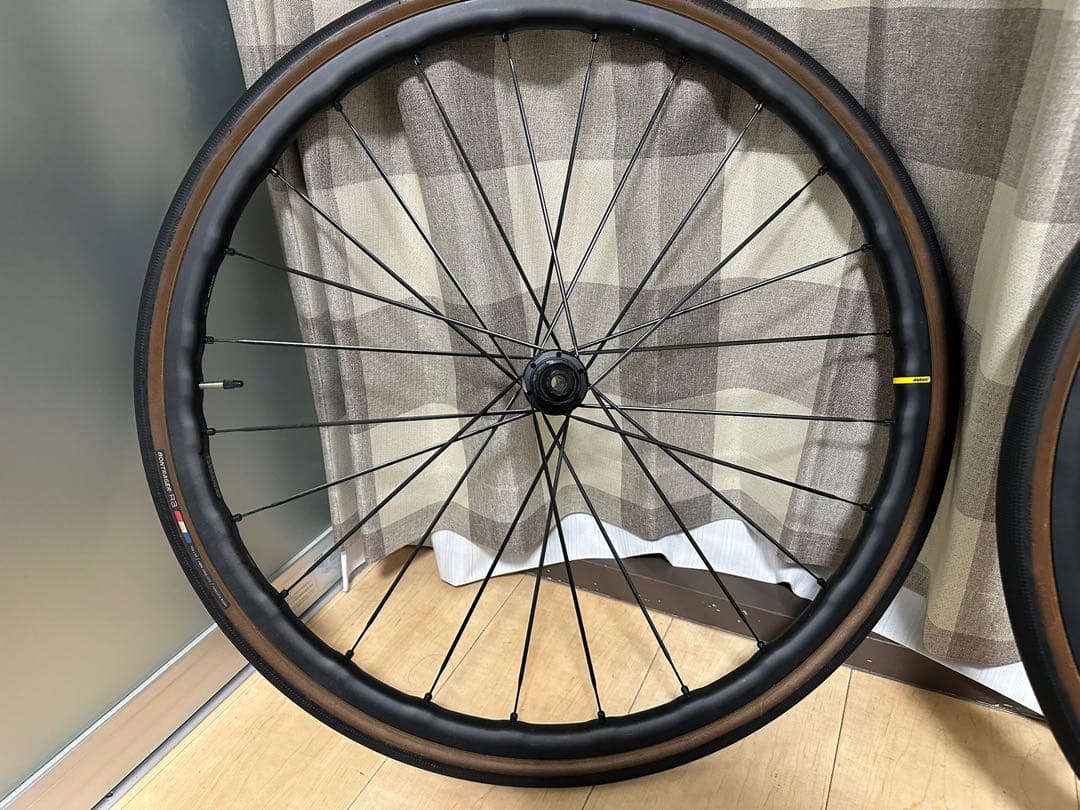 マビック　ホイール　MAVIC KSYRIUM SL 25 DISC
